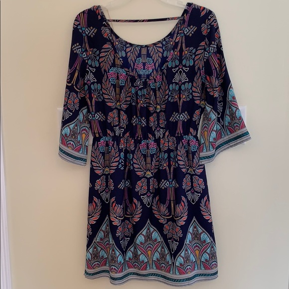 Boutique Dress - Picture 2 of 3